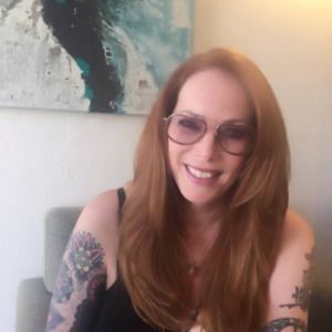 Meet your Posher, Lesli